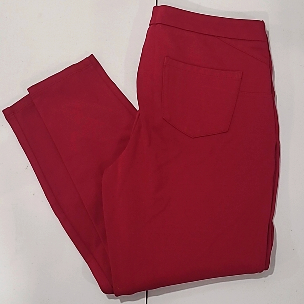 Item #7 Brand new Reitmans Red Ponte Dress Pants sz 12. nwot
